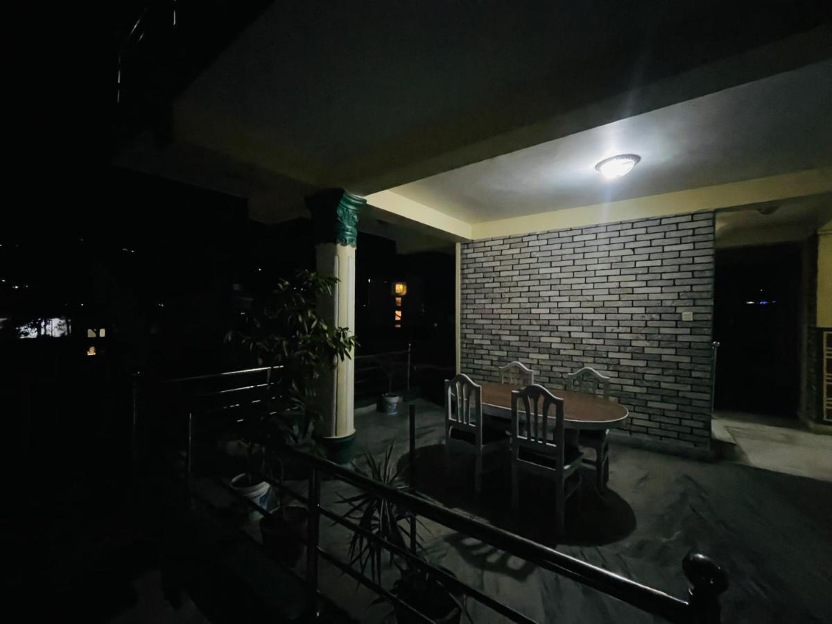 Hotel Old Durbar Pokhara Exterior photo